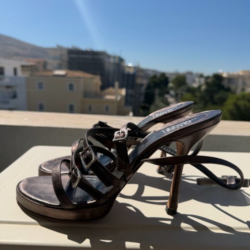 Gianni Versace Metallic Anthracite Strappy Platform Sandals size 38 used