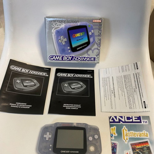 Gameboy Advance Clear Glacier σαν καινούργιο με 2 αυθεντικά παιχνίδια και κουτιά