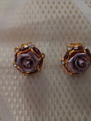 Women's clip-on earrings rose-shaped like new, pink and gold