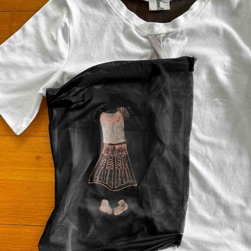 Vassalli vintage t-shirt like new, black and white with beige details