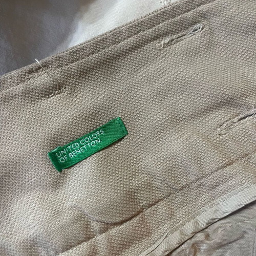 Benetton midi skirt used with buttons size M beige