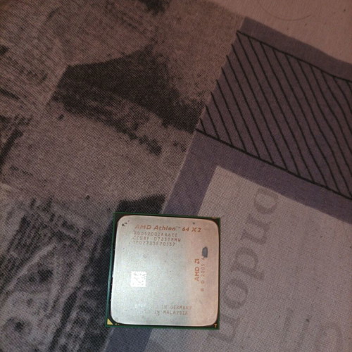 AMD Athlon 64 X2 5200+ ADA5200IAA6CS AM2/AM2+ CPU processor used, dual core 2.6GHz