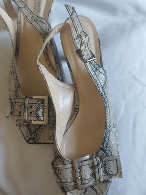 Anastazi Bournazos women's sandals size 40 like new, gray beige