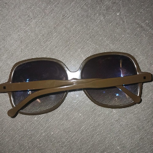 Brixton square sunglasses used, oil color, 100% UV protection