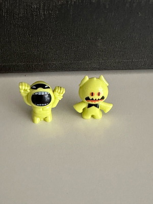 Gogos Crazy Bones σπάνια neon τέρατα σετ 2 σαν καινούργιο