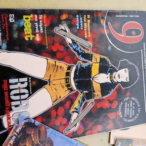 Comics magazines "9" used, pack of 4 from 2001
