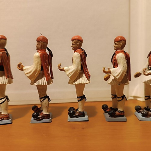 Athina Evzones figures used, set of 5 from 1970s and 1980s
