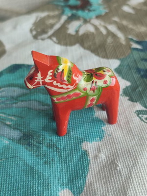 Vintage Dana wooden horse in traditional red by Grannas, new