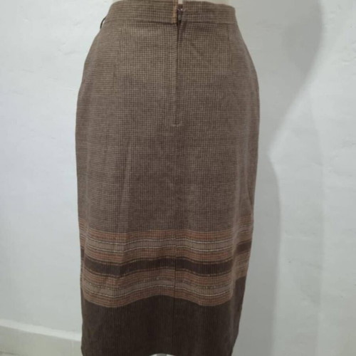 Vintage wool winter skirt 80s new, size 42 (52)
