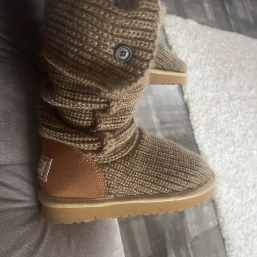 Ugg boots authentic new beige brown size 36