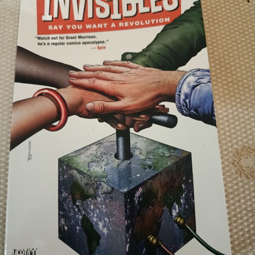 The Invisibles Vol 1 Say You Want a Revolution TPB used, Vertigo