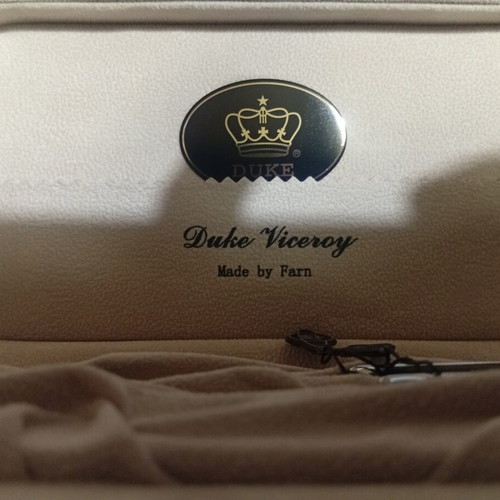 Duke Lux pen set new in box