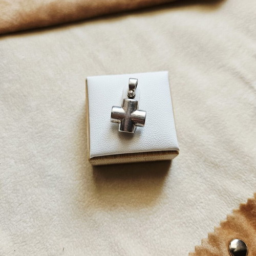 Silver cross 925 pendant