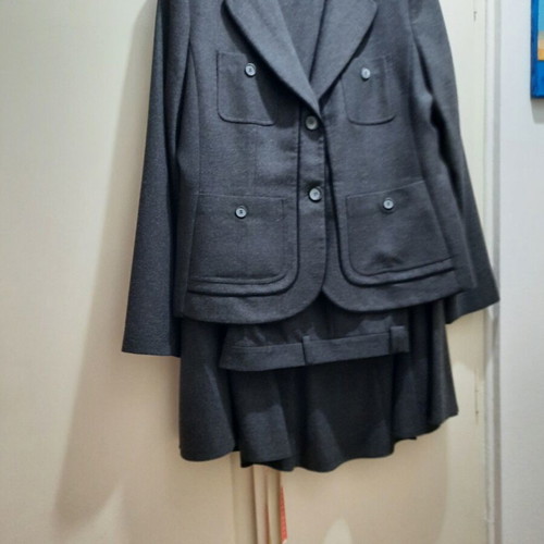 Baziana women's set like new, jacket, skirt and trousers, grey