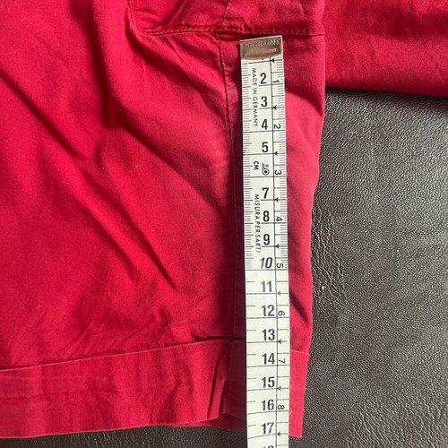 The Sort women's chino shorts XL used, red