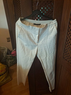 Zara лятно панталон с точки