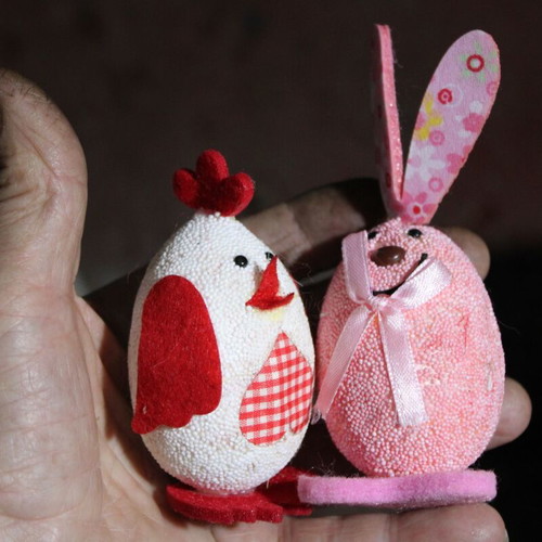 Decorative Easter eggs and toys used, pack N24