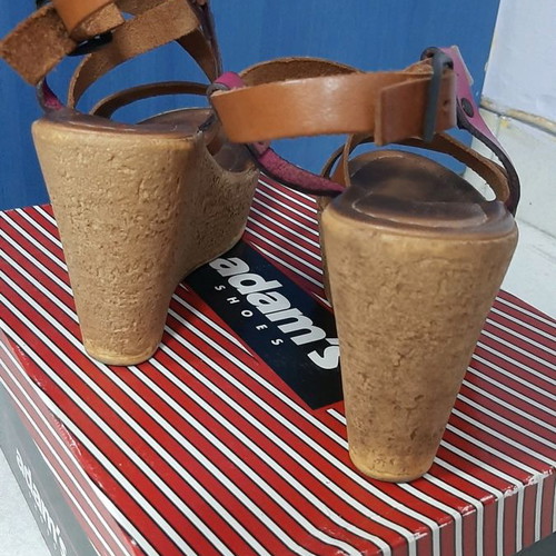 Adam's Shoes brown platform sandals used, size 36, leather