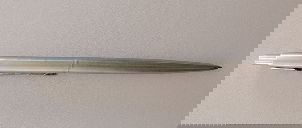 Στυλό "PARKER", MADE IN ENGLAND. Δεν γράφει.