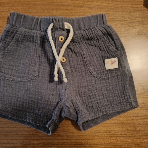 Inextenso shorts 6 months like new