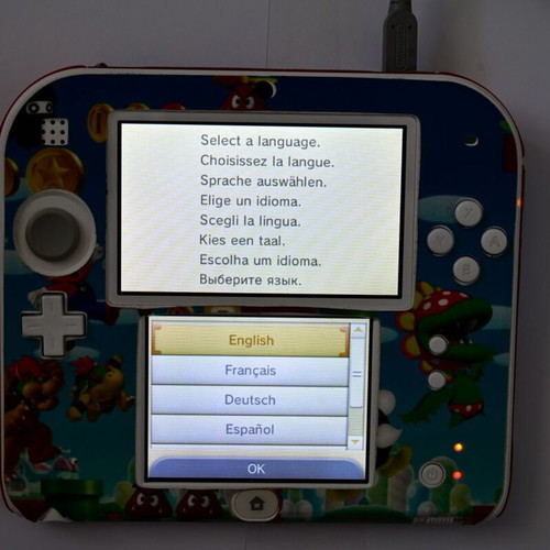 Nintendo 2DS White & Red Edition used, complete set