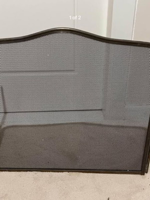 Fireplace screen bronze like new, needs polishing
