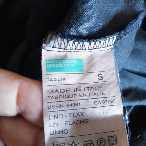 Benetton women's long linen shirt with cutouts size S, like new, black