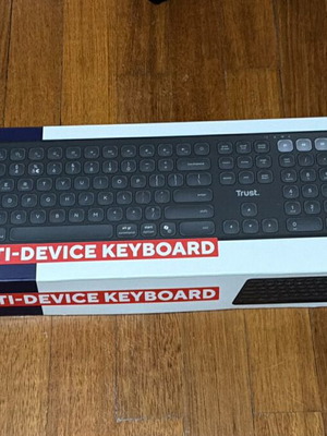 Trust Vaiya Ασύρματο Bluetooth Πληκτρολόγιο σαν καινούργιο, ανοιχτό αχρησιμοποίητο