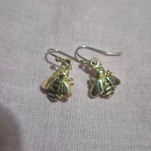 Bee earrings, gold tone