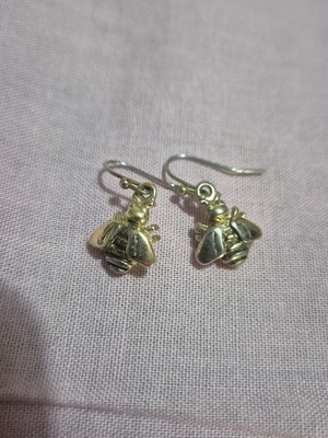Bee earrings, gold tone