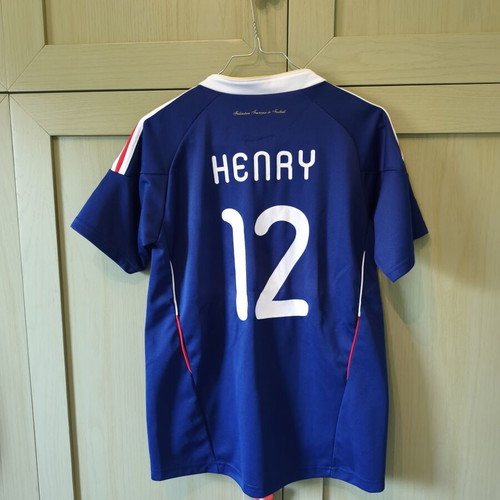 France Football Jersey Thierry Henry No. 12 like new, official replica, size 12 years