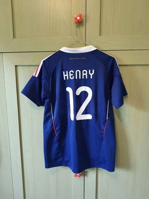 France Football Jersey Thierry Henry No. 12 like new, official replica, size 12 years