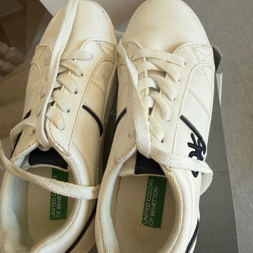 Benetton white kids' sneakers size 33