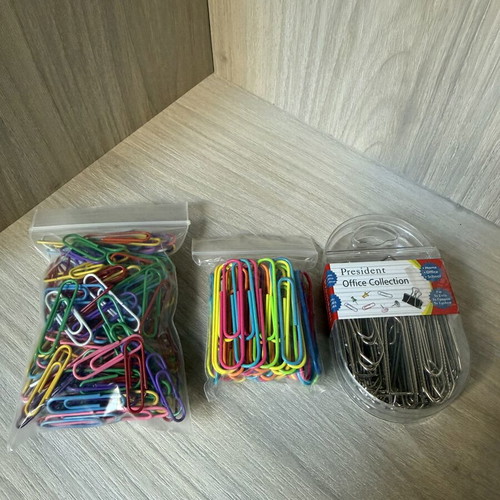 Paper clips set
