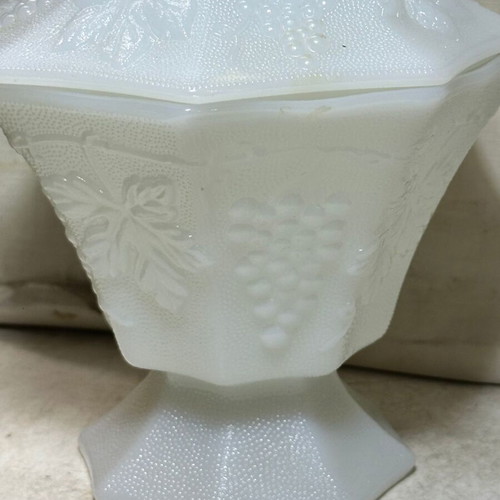 Vintage Milk Glass Candy Dish with Lid embossed grapes 20 cm used