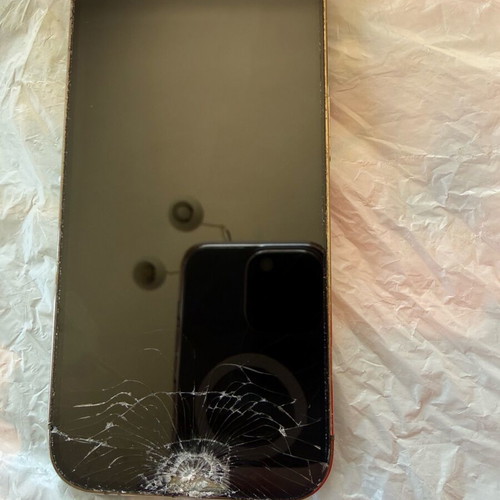 iPhone 14 Pro used with serious external damage for parts or repair