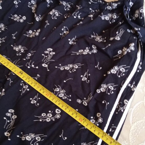 Pants Attrattivo small size black and white, like new, viscose