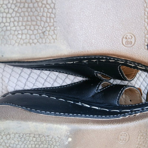 Anatomic women's slippers like new, black with beige, size 38
