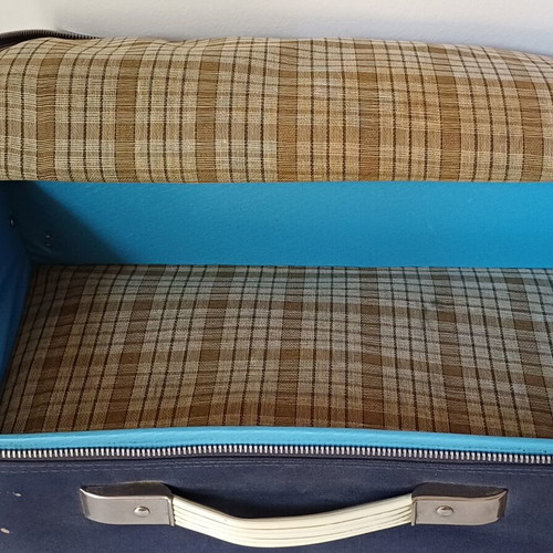 Vintage Kuwait Airways Travel Bag like new, 1960s