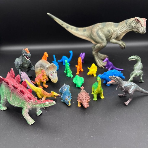 Dinosaur figure collection like new, 20+ pieces
