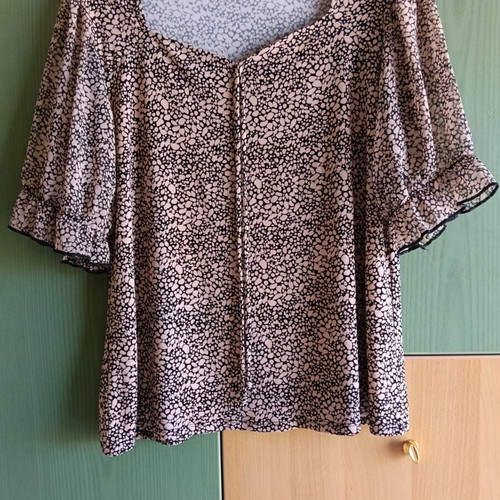 Blouse women's summer like new, beige and brown, size L