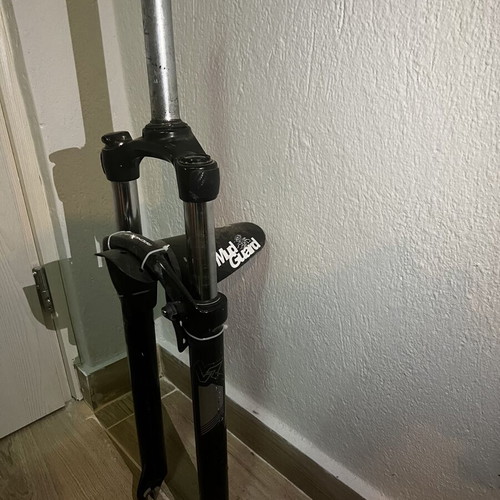 Zoom suspension 100mm for 29 inch wheel like new with service