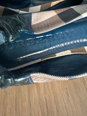 Burberry flat shoes new, size 37, petrol color