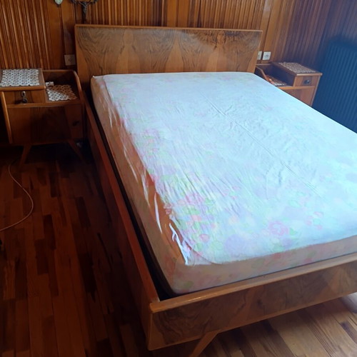 Danish Bedroom Set like new, bed, 2 nightstands, dresser