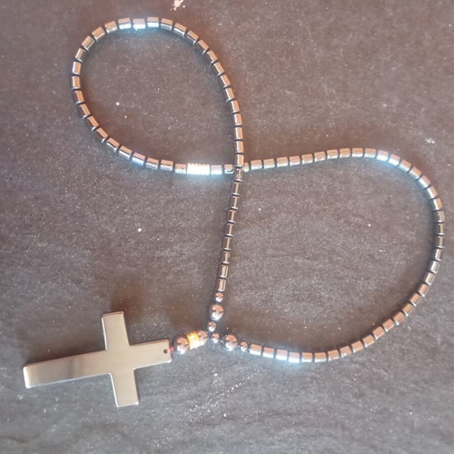 Unisex hematite necklace with cross pendant, like new