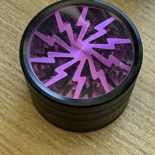 Herb grinder, metal