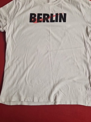 Nike t-shirt white, size L, like new