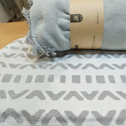 Sofa throw set 180x300 cm with 2 pillowcases, new