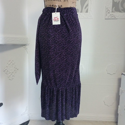 New long wrap skirt.
