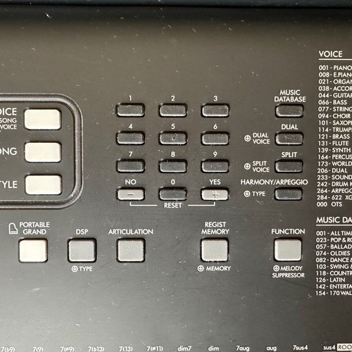 Yamaha PSR-E373 Keyboard like new with FSZ-52 metal stand